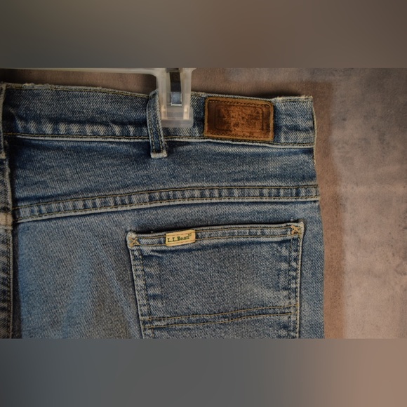 Vintage L.L. Bean 40x30 Classic Fit Blue Jeans Denim Stone Wash USA Fabric - Picture 4 of 6